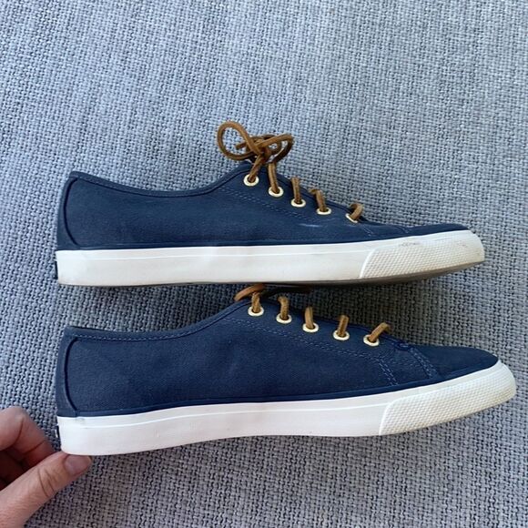 Sperry Suncoast Sneaker in Navy Size 8 - Picture 4 of 9